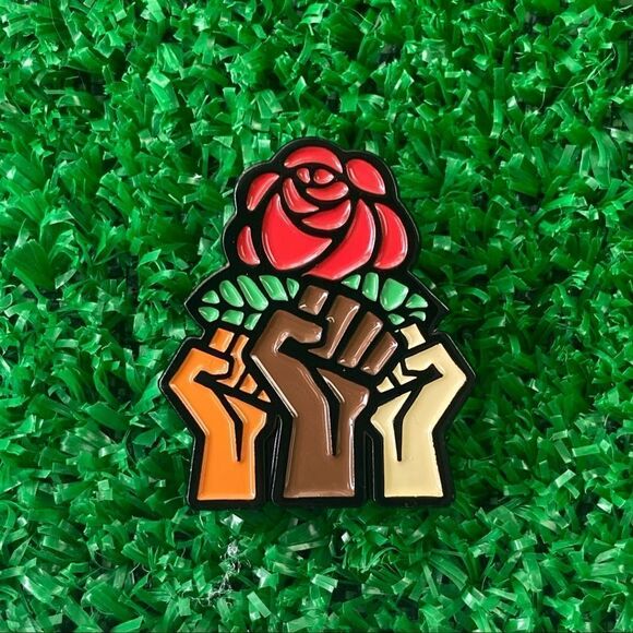 BLM Unity Fists Enamel Pin/ Brooch Lapel - Picture 6 of 6